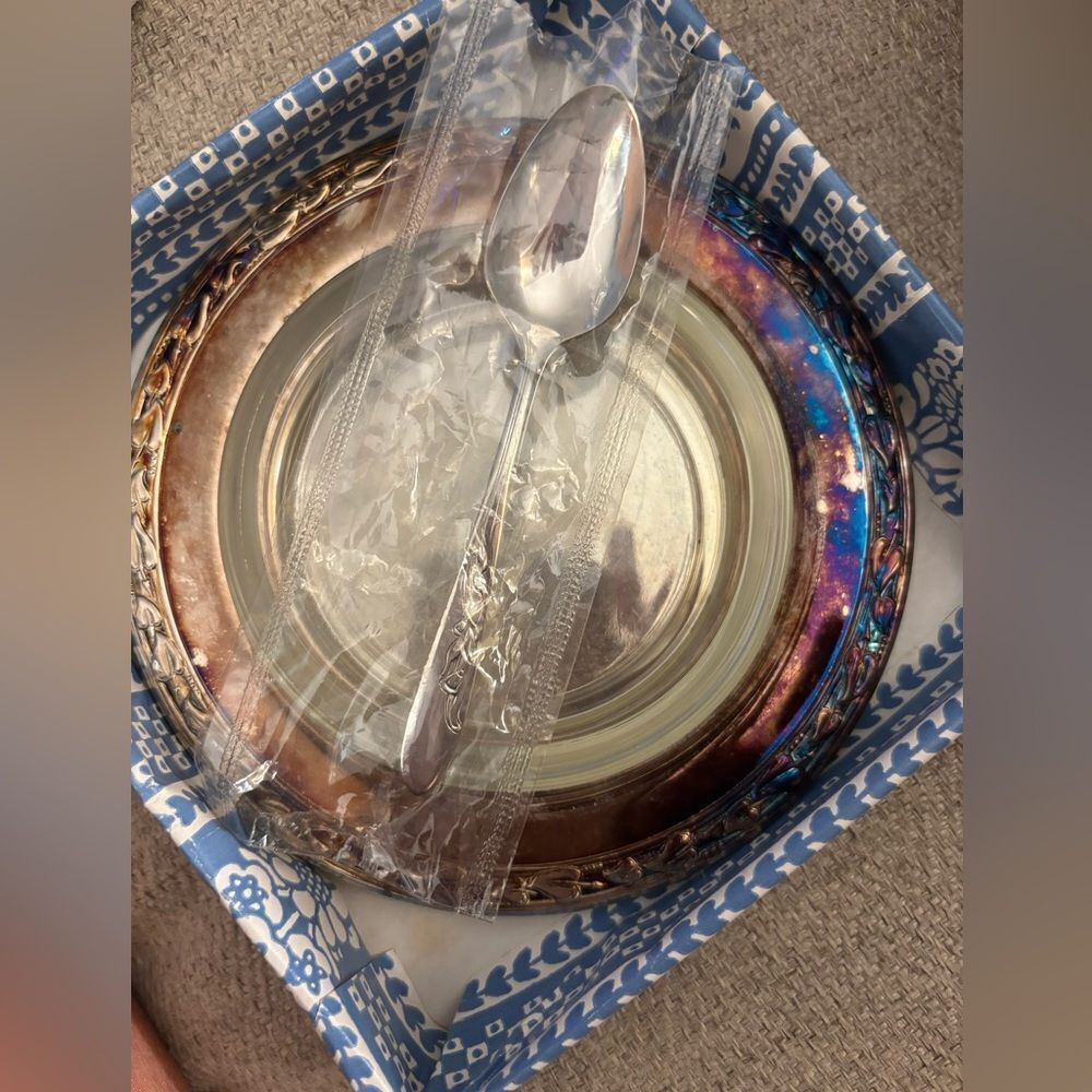 Oneida Silver Plated Caviar dish Set w\ Spoon
